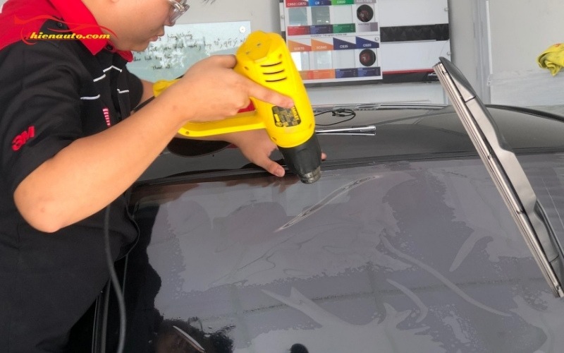 Dán phim cách nhiệt Toyota Wigo Dán phim cách nhiệt Toyota Wigo bảo vệ nội thất xe