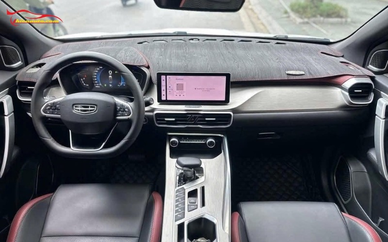 Phụ kiện nội thất Geely EX2: Thảm taplo 