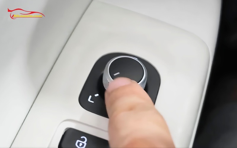 Gương điện Uni Geely EX2 Gương điện Uni Geely EX2 chính hãng tại Thiện Auto