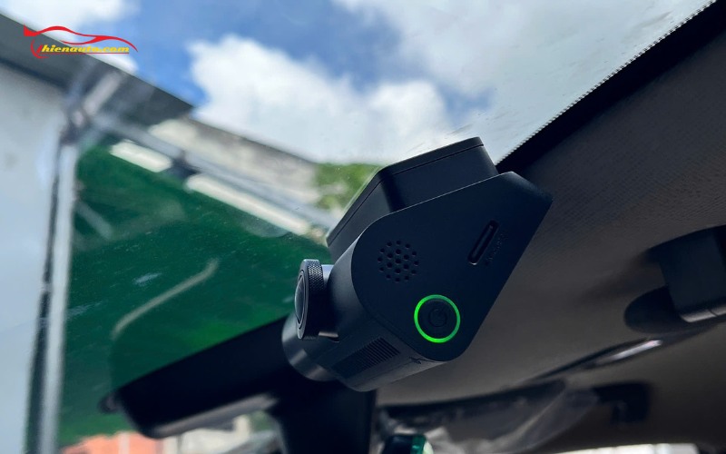 VinFast Limo Green lắp camera hành trình 70Mai T800-41 + Kit UP04 Hình ảnh VinFast Limo Green lắp camera hành trình 70Mai T800-41 + Kit UP04 tại Thiện Auto