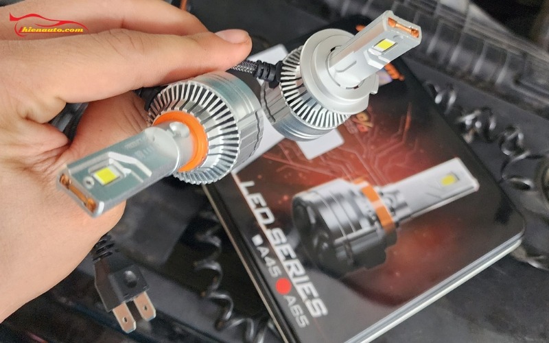 Bóng Led A65 Pro Aozoom Đèn bóng Led A65 Pro Aozoom thích hợp được trên nhiều dòng xe