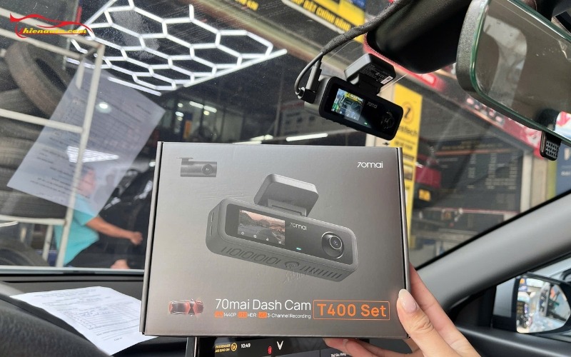 Top camera hành trình 3 mắt tốt nhất hiện nay - Đánh giá chi tiết Camera hành trình 3 mắt tốt nhất hiện nay: Camera hành trình 3 mắt 70mai T400