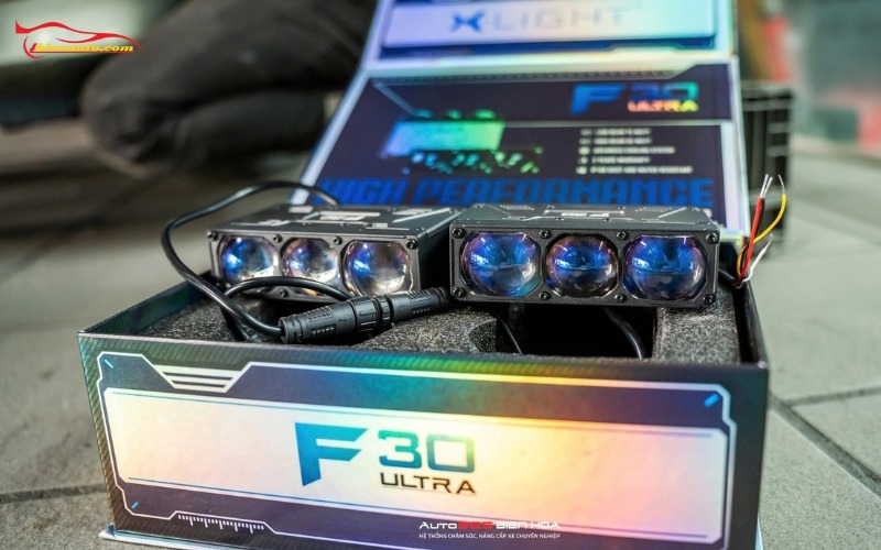 Đèn gầm dạng rời X-Light F30 Ultra Đèn gầm dạng rời X-Light F30 Ultra đạt chuẩn chống nước và chống bụi IP68