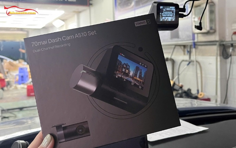 Tổng hợp đồ chơi phụ kiện VinFast VF2 mới mua nên lắp Đồ chơi phụ kiện VinFast VF2: Camera hành trình 70mai trên VinFast VF2
