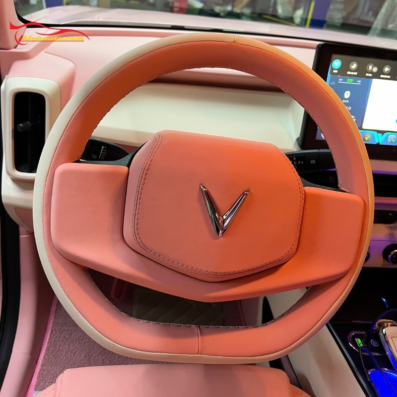 Mẫu khâu da vô lăng VinFast VF2 thực tế tại Thiện Auto