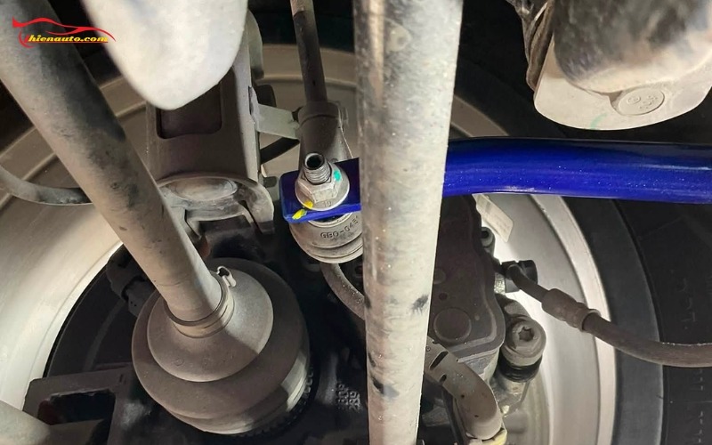 Thanh giằng cân bằng Geely EX2 Thanh giằng cân bằng Geely EX2