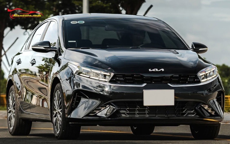 Dán PPF KIA K3 Dán PPF KIA K3 bảo vệ sơn xe khỏi tác động môi trường