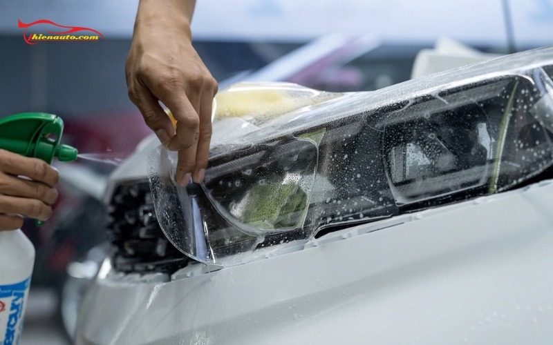 Dán PPF KIA K3 Nên dán phim PPF cho xe KIA K3 tại cơ sở uy tín như Thiện Auto