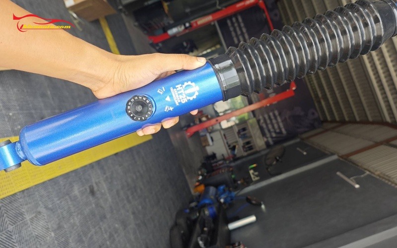 Phuộc sau HT25 Rebound 16 nấc Vinfast VF8 Phuộc sau HT25 Rebound 16 nấc Vinfast VF8 chính hãng tại Thiện Auto