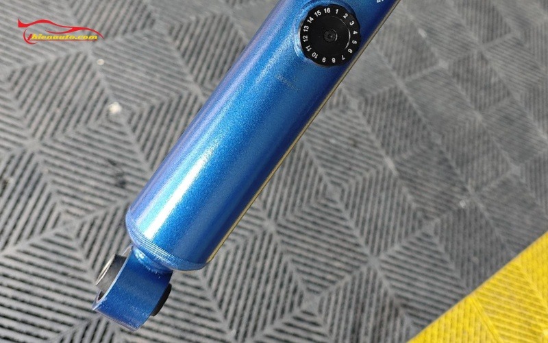Phuộc sau HT25 Rebound 16 nấc Vinfast VF8 Hình ảnh lắp phuộc sau HT25 Rebound 16 nấc Vinfast VF8 thực tế