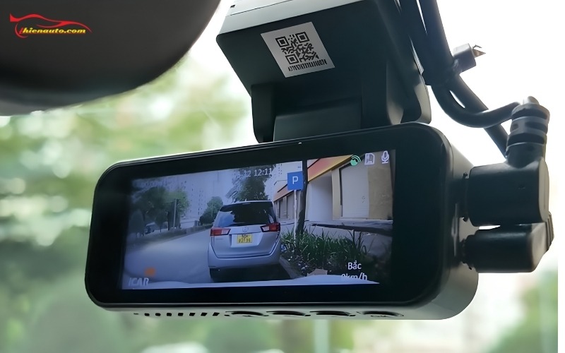 Camera hành trình Elliview A770 ICAR
