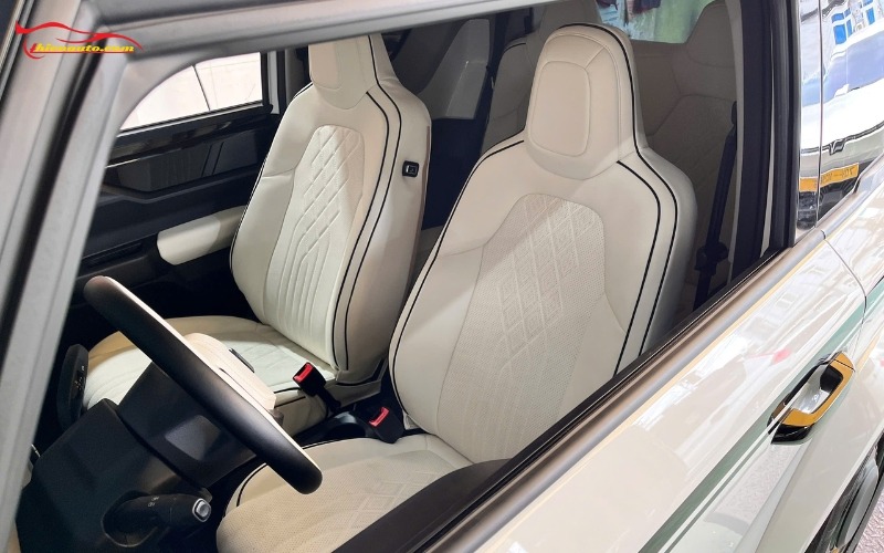 Độ xe VF3 màu trắng: May bọc ghế da Nappa Luxury 