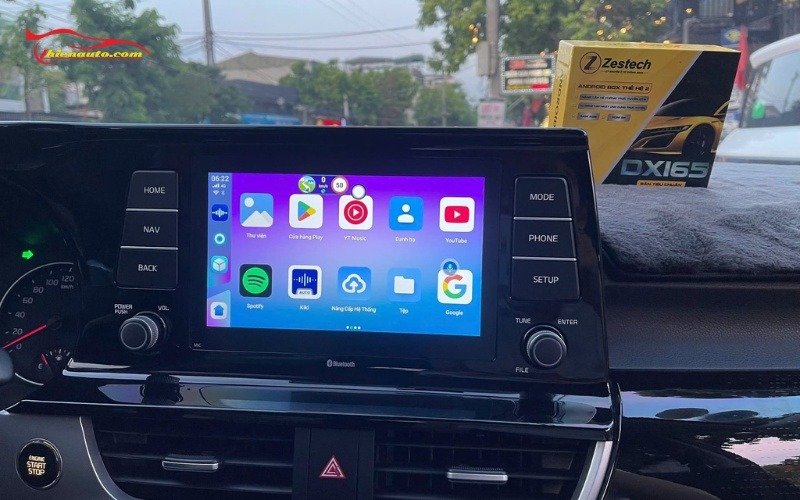 Hình ảnh lắp Android Box KIA Seltos thực tế tại Thiện Auto