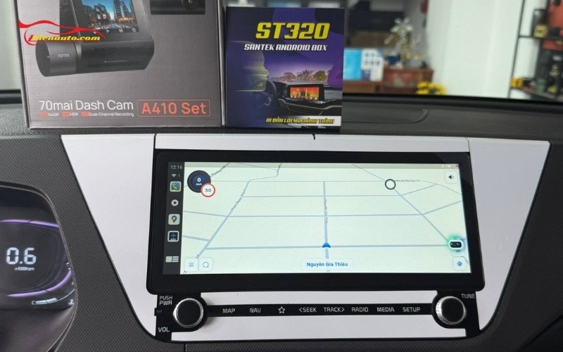 Android Box Santek ST320 Hình ảnh lắp đặt Android Box Santek ST320 thực tế trên ô tô