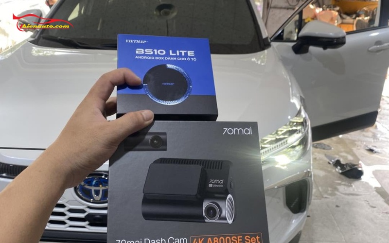 Android Box Toyota Corolla Cross tích hợp sim 4G