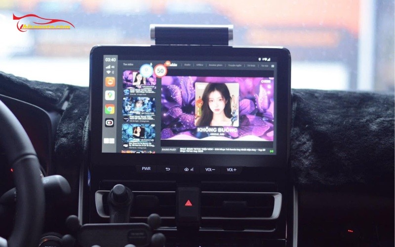 Hình ảnh lắp Android Box Toyota Innova Cross thực tế tại Thiện Auto