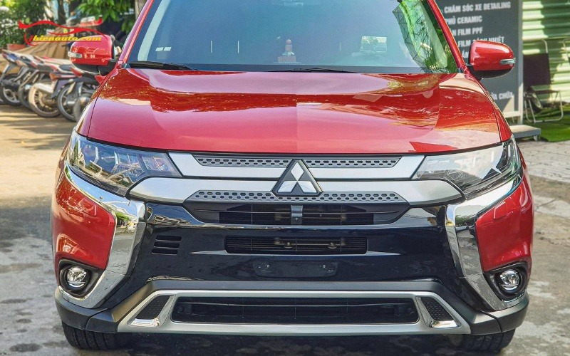 Dán PPF Mitsubishi Outlander thương hiệu 3M chính hãng