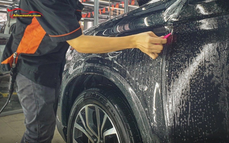 Hình ảnh dán PPF Mitsubishi Outlander thực tế tại Thiện Auto