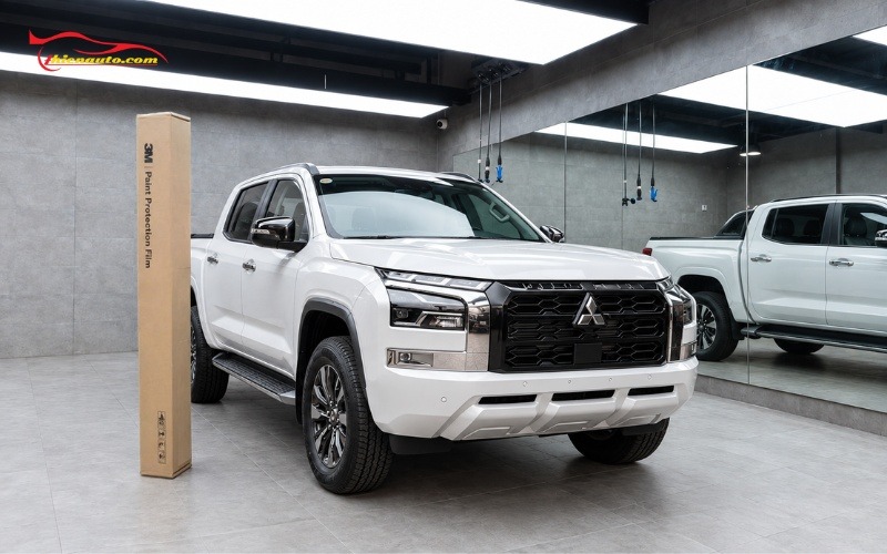 Dán PPF Mitsubishi Triton Dán PPF Mitsubishi Triton thương hiệu 3M chính hãng