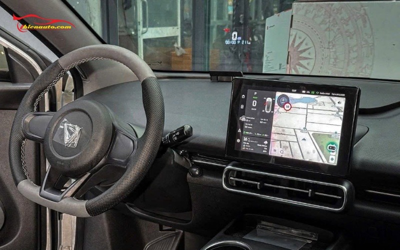 MHU Vinfast Limo Green nhiều tính năng thông minh