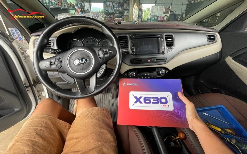 Màn hình Android Kia Rondo Màn hình Android Kia Rondo điều khiển bằng giọng nói