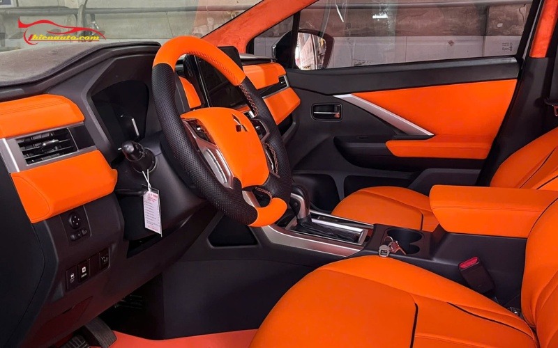Mitsubishi Xpander độ đẹp đổi màu nội thất