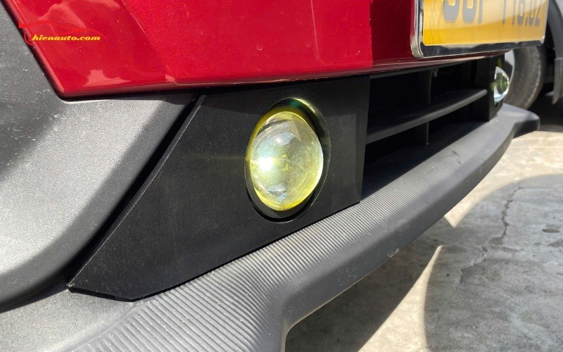 Nên Lắp Bi Gầm 1 Màu Hay 3 Màu? So Sánh Chi Tiết Thiện Auto lăp đèn bi gầm 1 nhiệt màu thực tế