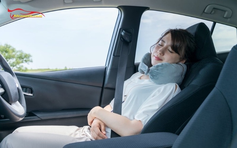 Nổ máy xe ô tô lâu có sao không? Có tốn xăng không? Có hại không? Nổ máy xe ô tô lâu có sao không? Câu trả lời là có