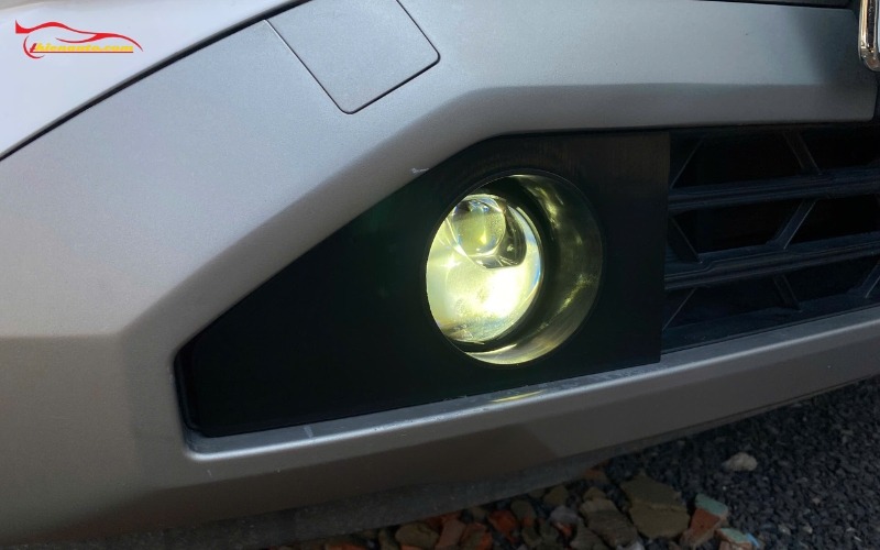Lưu ý khi lựa chọn đèn bi LED gầm 3 màu: Kích thước tùy loại 2 hoặc 3 inch tùy dòng xe