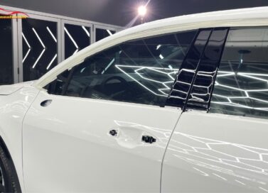 Dán PPF có làm giảm độ bóng sơn xe