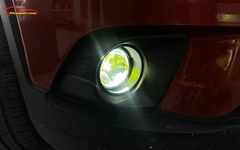 Độ đèn bi gầm VinFast Fadil: Độ đèn bi gầm Aozoom Eagle Light 