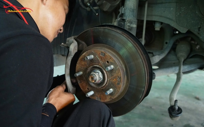 Thay bạc đạn Mitsubishi Xpander: Dấu hiệu và nguyên nhân hư hỏng Thay bạc đạn Mitsubishi Xpander: Dấu hiệu và nguyên nhân hư hỏng